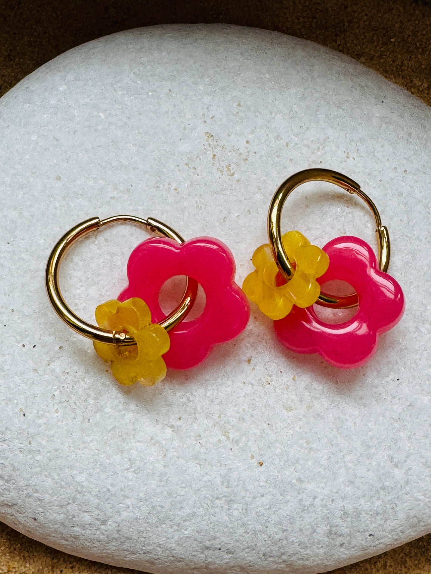 Boucles double fleur fushia / jaune