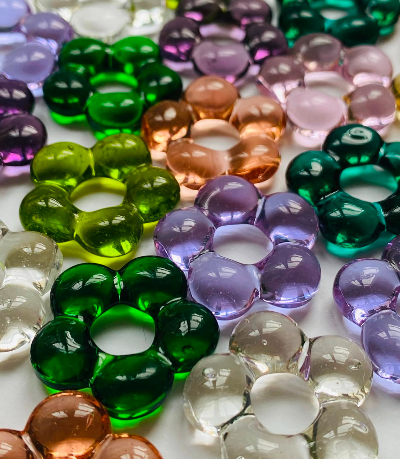 Boucles fleurs vertes