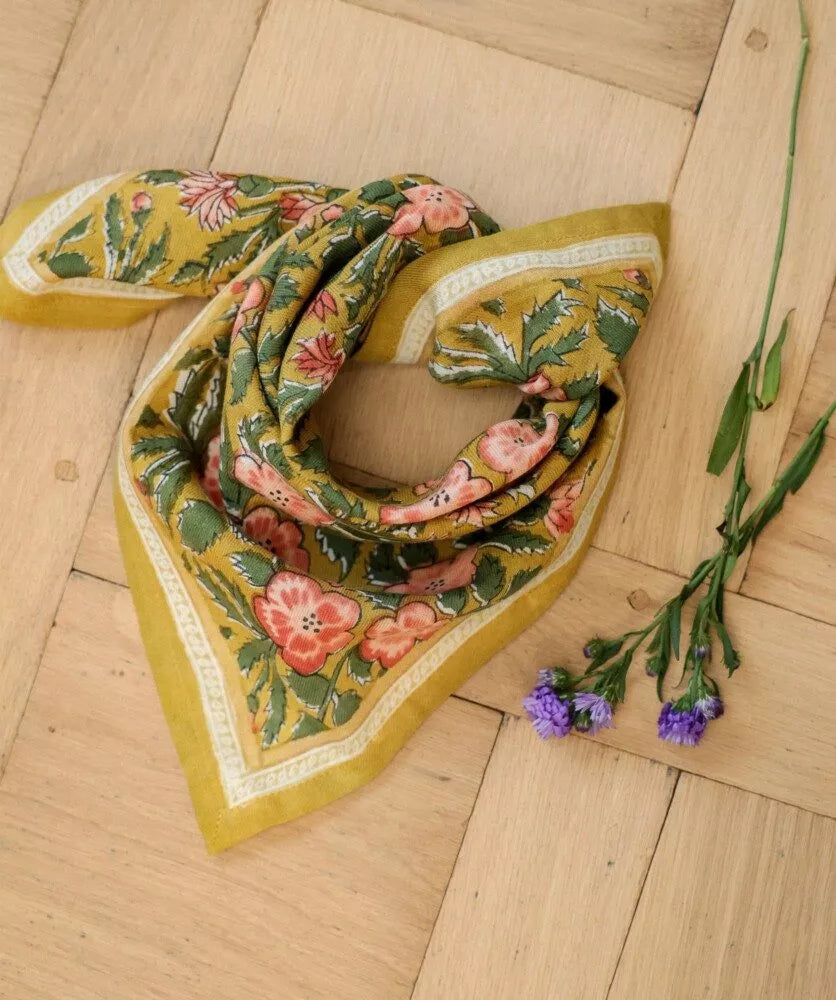 Petit foulard Moldave