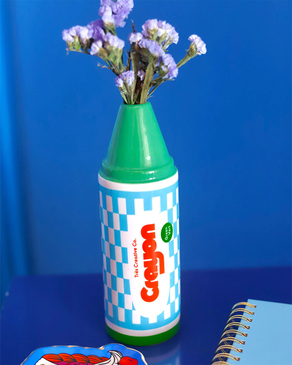 Vase en céramique, Crayon crayola