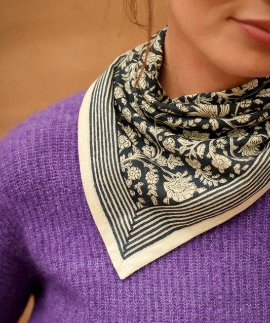 FOULARD PETIT FORMAT Anjali Encre