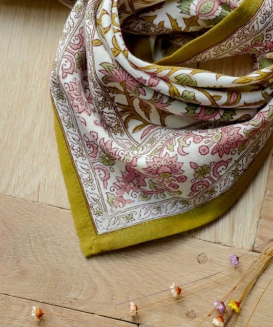 FOULARD PETIT FORMAT Mina Jaspe