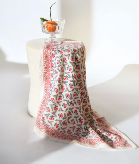 Petit foulard Flora crème - MUSÉE DE LA TOILE DE JOUY X BINDI ATELIER