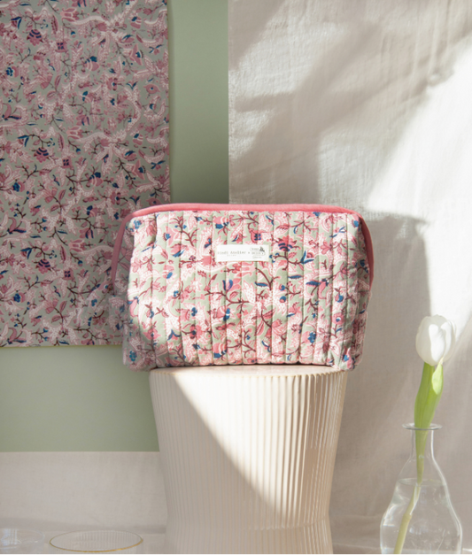GRANDE TROUSSE DE TOILETTE FOREST VERDE – MUSÉE DE LA TOILE DE JOUY X BINDI ATELIER