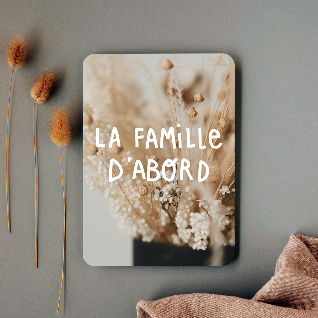 LA FAMILLE D'ABORD
